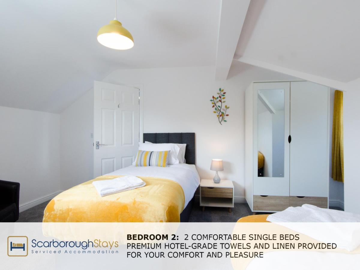 Candler Lodge - 3 Bedroom Townhouse With Parking - Patio Area & Seating Scarborough Eksteriør bilde