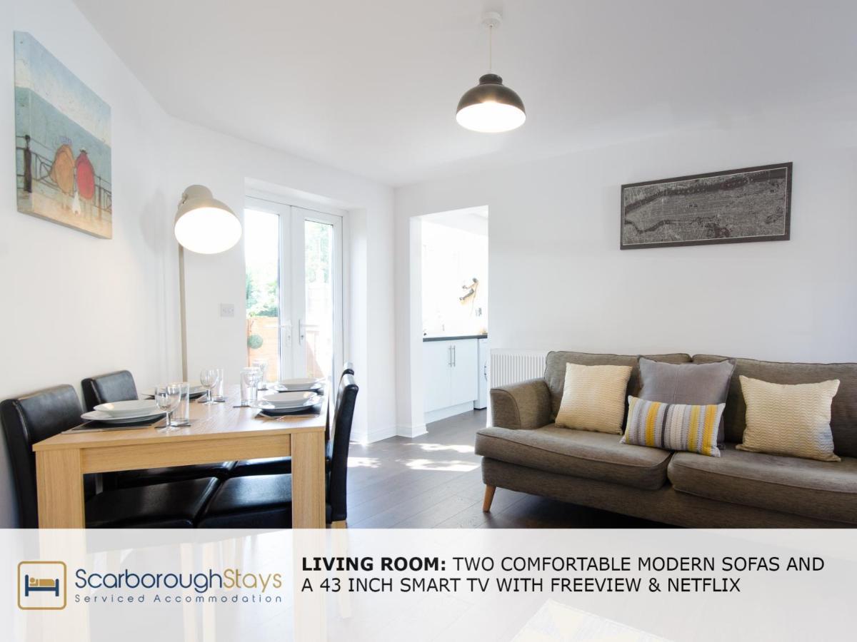 Candler Lodge - 3 Bedroom Townhouse With Parking - Patio Area & Seating Scarborough Eksteriør bilde