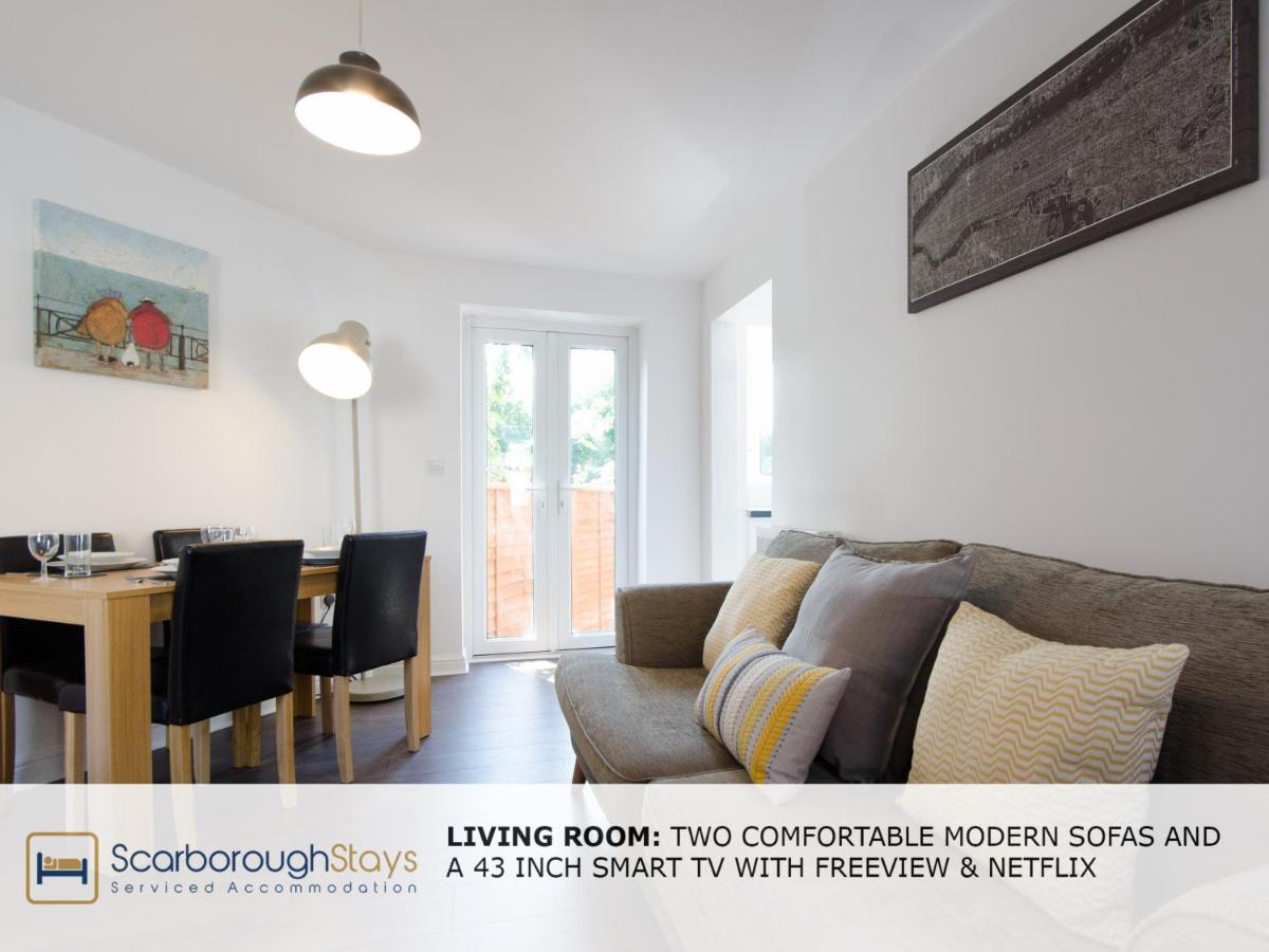 Candler Lodge - 3 Bedroom Townhouse With Parking - Patio Area & Seating Scarborough Eksteriør bilde