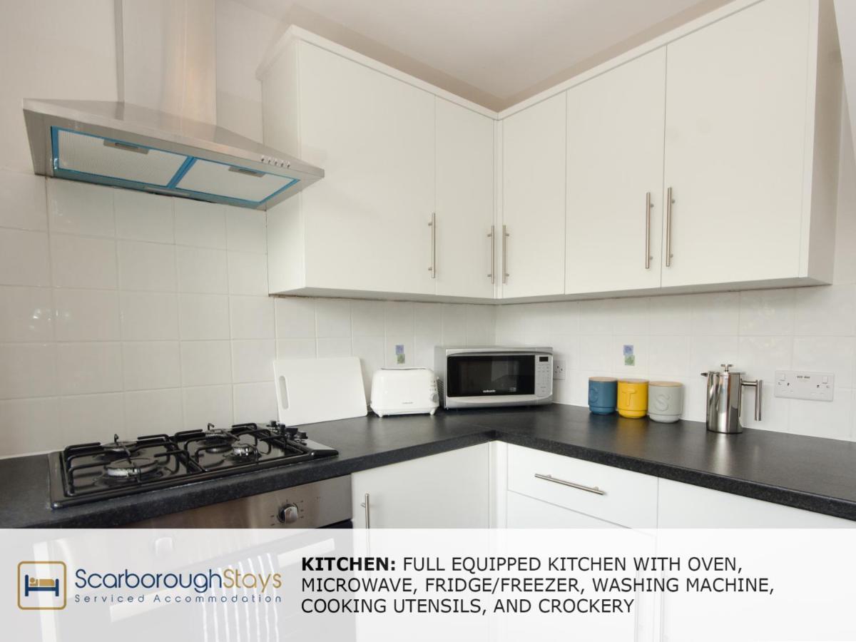 Candler Lodge - 3 Bedroom Townhouse With Parking - Patio Area & Seating Scarborough Eksteriør bilde