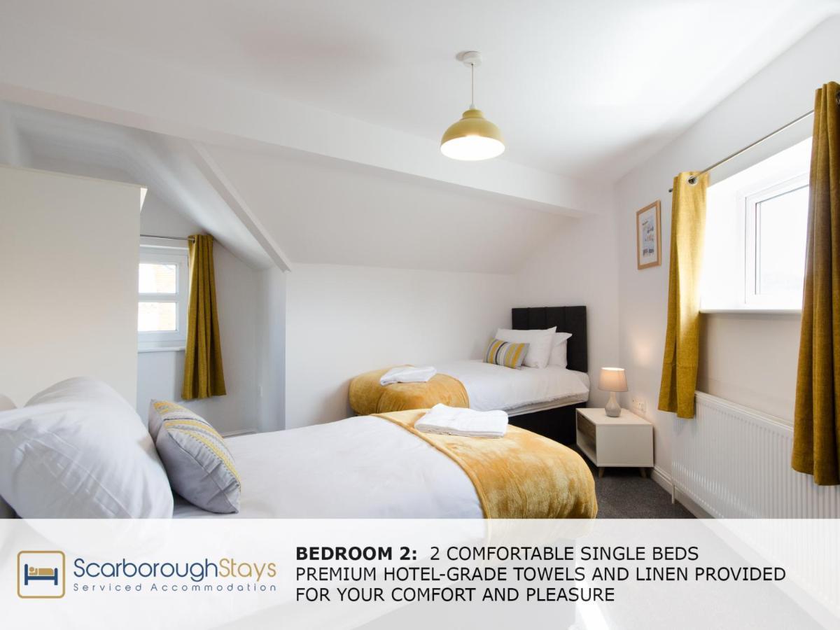 Candler Lodge - 3 Bedroom Townhouse With Parking - Patio Area & Seating Scarborough Eksteriør bilde
