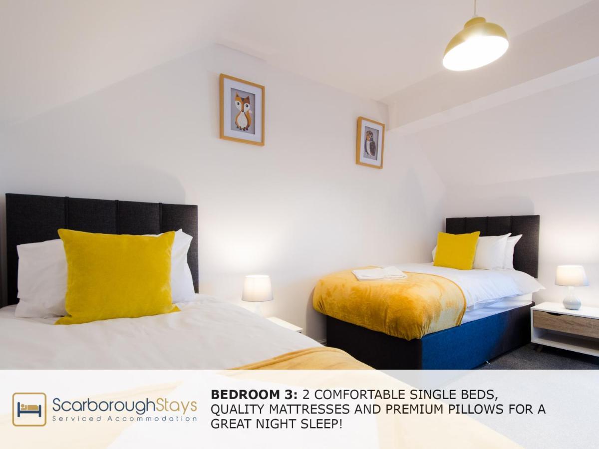 Candler Lodge - 3 Bedroom Townhouse With Parking - Patio Area & Seating Scarborough Eksteriør bilde