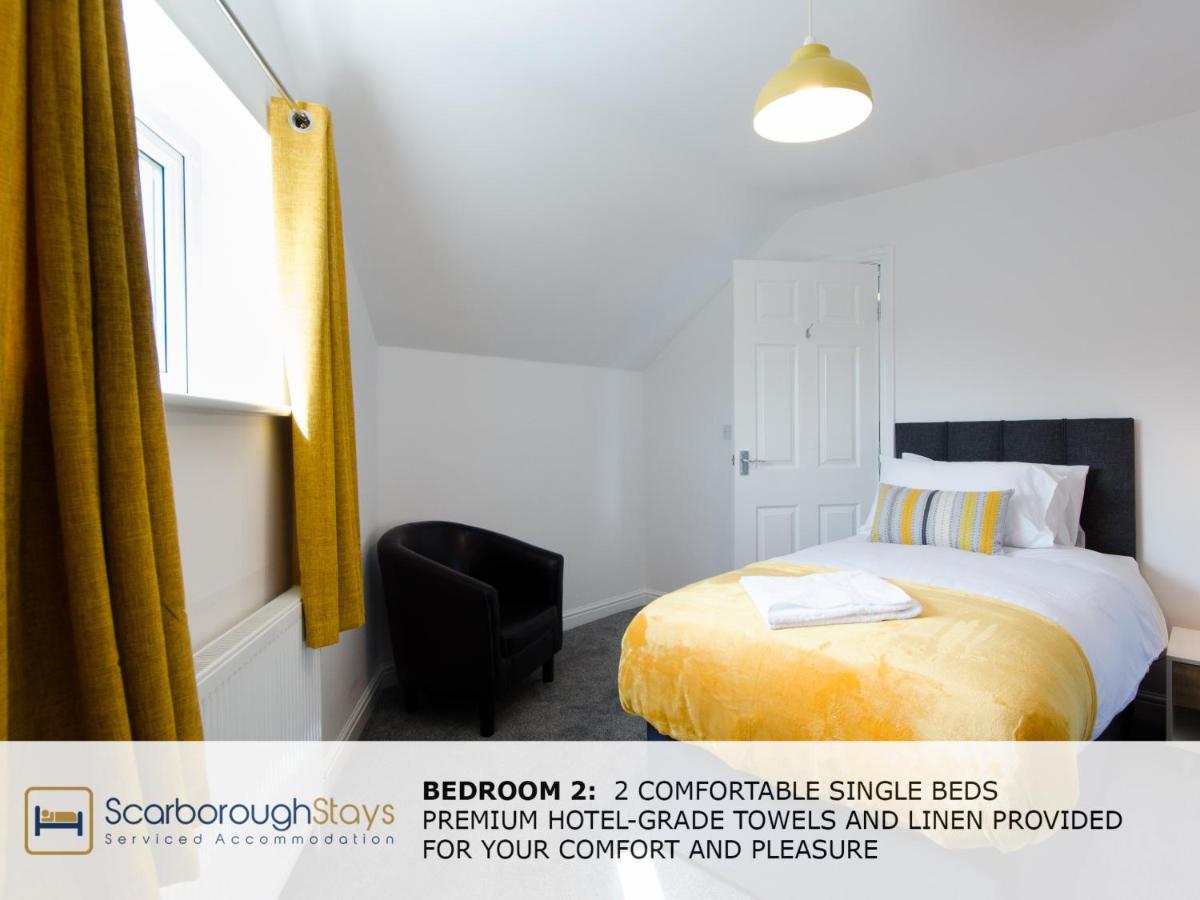 Candler Lodge - 3 Bedroom Townhouse With Parking - Patio Area & Seating Scarborough Eksteriør bilde