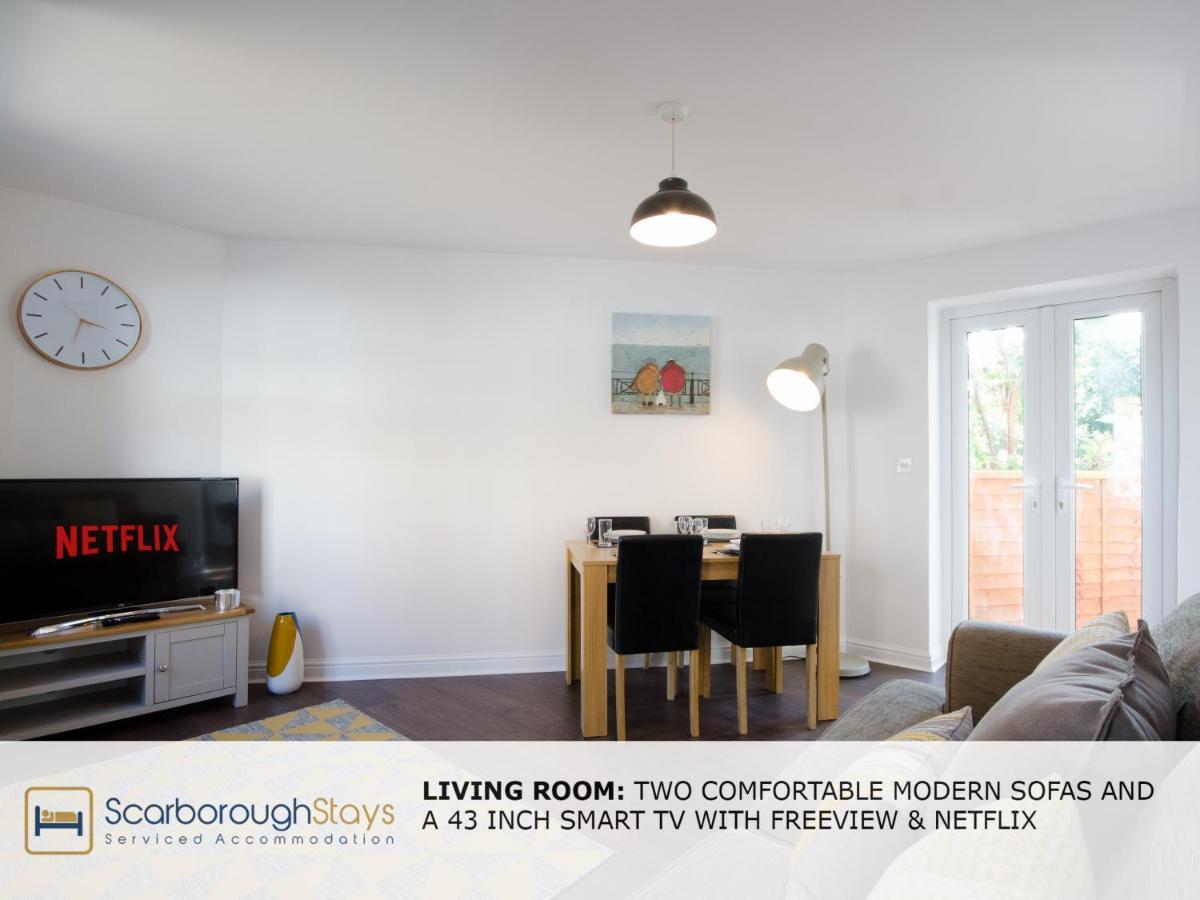 Candler Lodge - 3 Bedroom Townhouse With Parking - Patio Area & Seating Scarborough Eksteriør bilde
